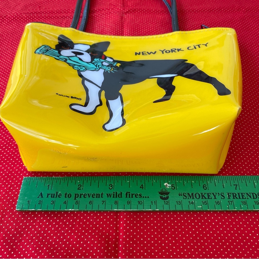 RARE Marc Tetro Boston
Terrier New York City. Small Handbag / Vinyl Purse - Picture 3 of 10